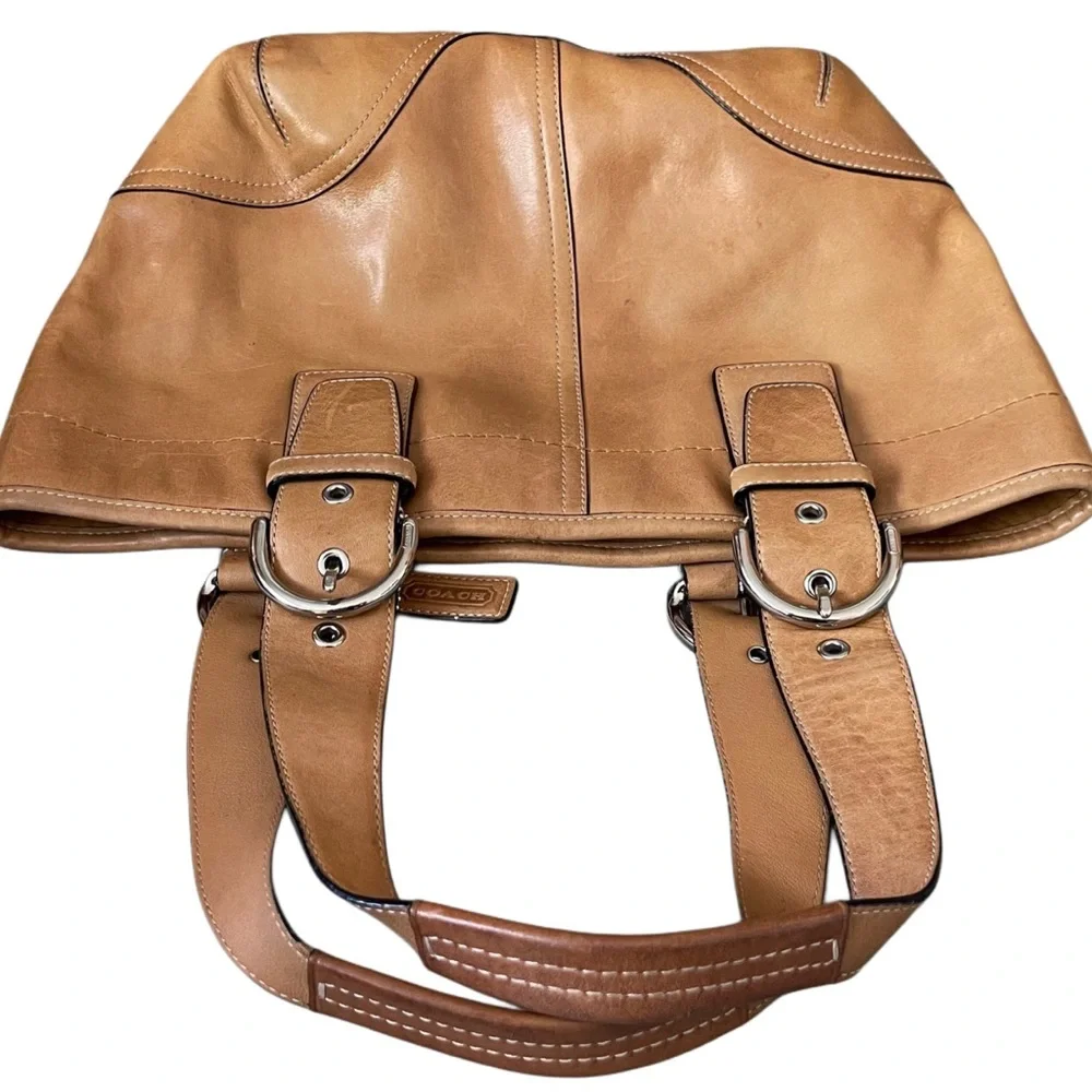 ❌SOLD❌Vintage Coach Leather Tan/Camel Color Shoulder/ Handbag - Picture 6 of 17